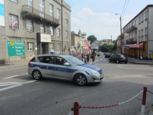 Policjanci zabezpieczali przejście pielgrzymek