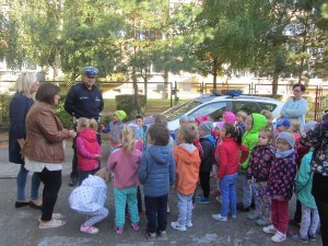 Przedszkolaki zaprosiły Policjantów