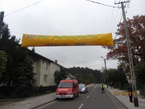 Policjanci zabezpieczali trasę biegu