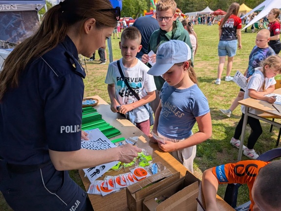 Dzień Dziecka z policjantami